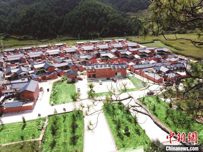 面积|航拍“小凉山”易地扶贫搬迁安置点 一组极度“舒适”的美图