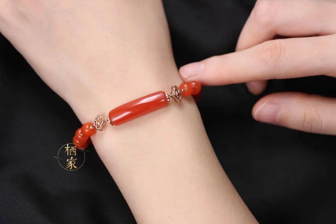 林凤腾|优雅女人的10种表现，好命是有原因的