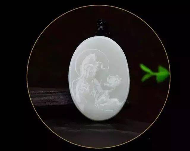 不识货|外行人眼中的玉只是块破石头？买玉不识货，最为致命!
