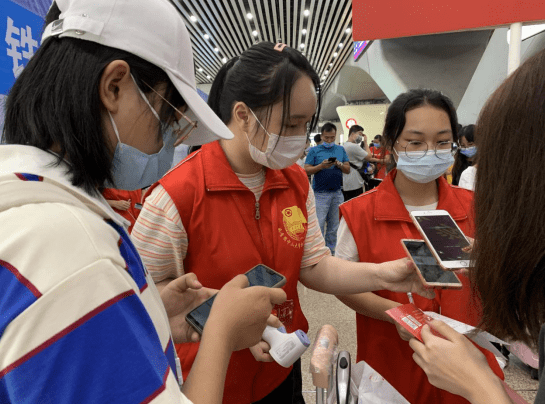 迎新|中山大学新华学院迎4000余名新生入学报到