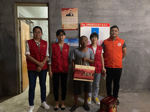 金晖助老,青春同行!济宁曲阜市息陬镇团委走访慰问生活困难老人