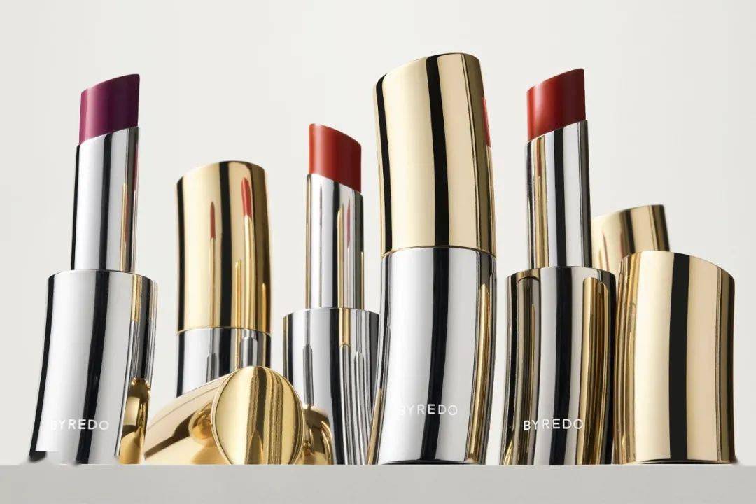 王一|香菜味的新品香水?怕是只有王一博会喜欢....