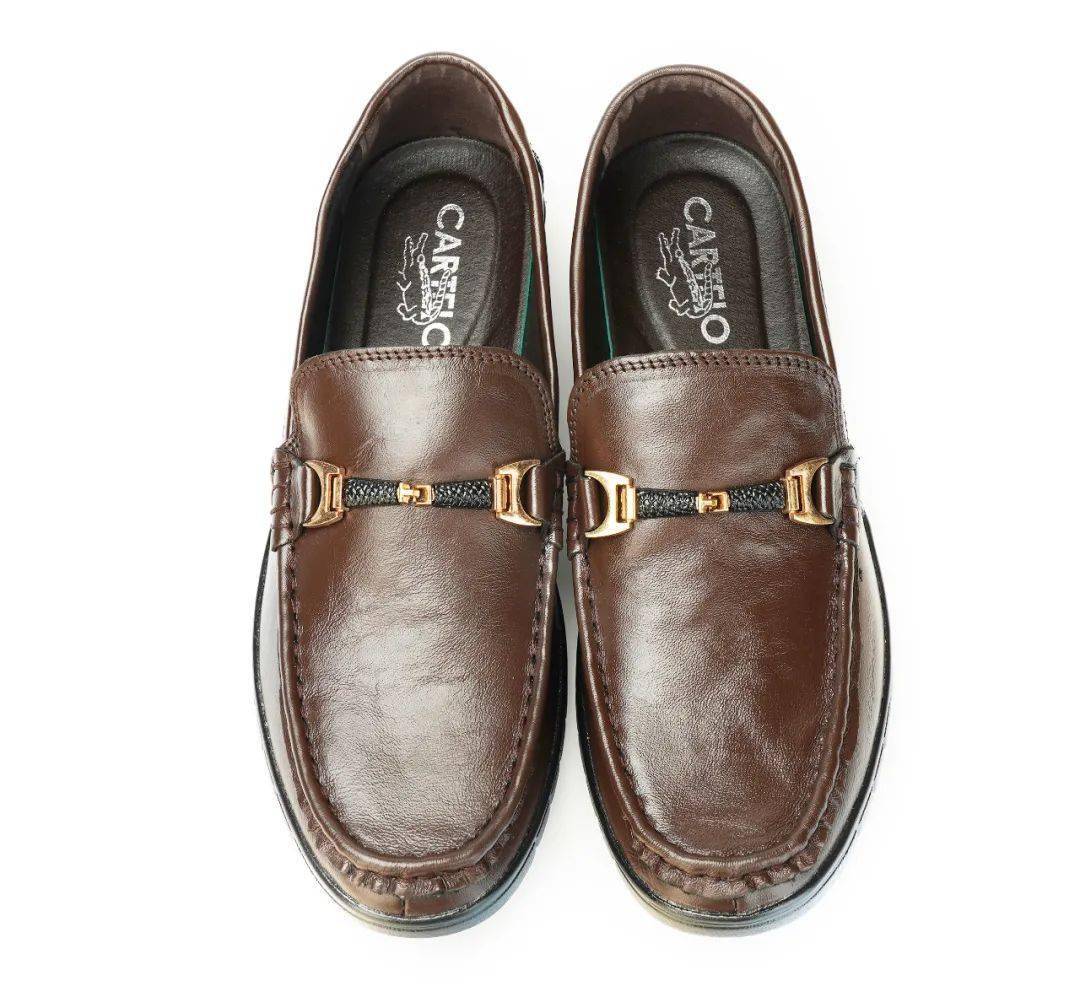 亚洲人|专为亚洲人脚型设计，柔软轻便、不磨脚，一年四季都能穿，百搭潮款穿出你的风格！