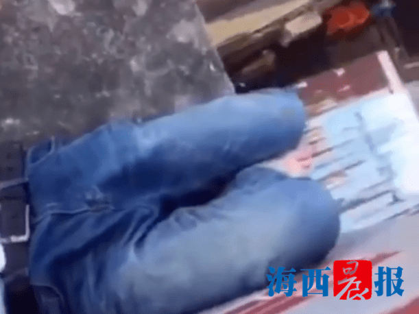 厦门一小伙醉酒,竟爬上20米高空酣睡!民警心惊肉跳!