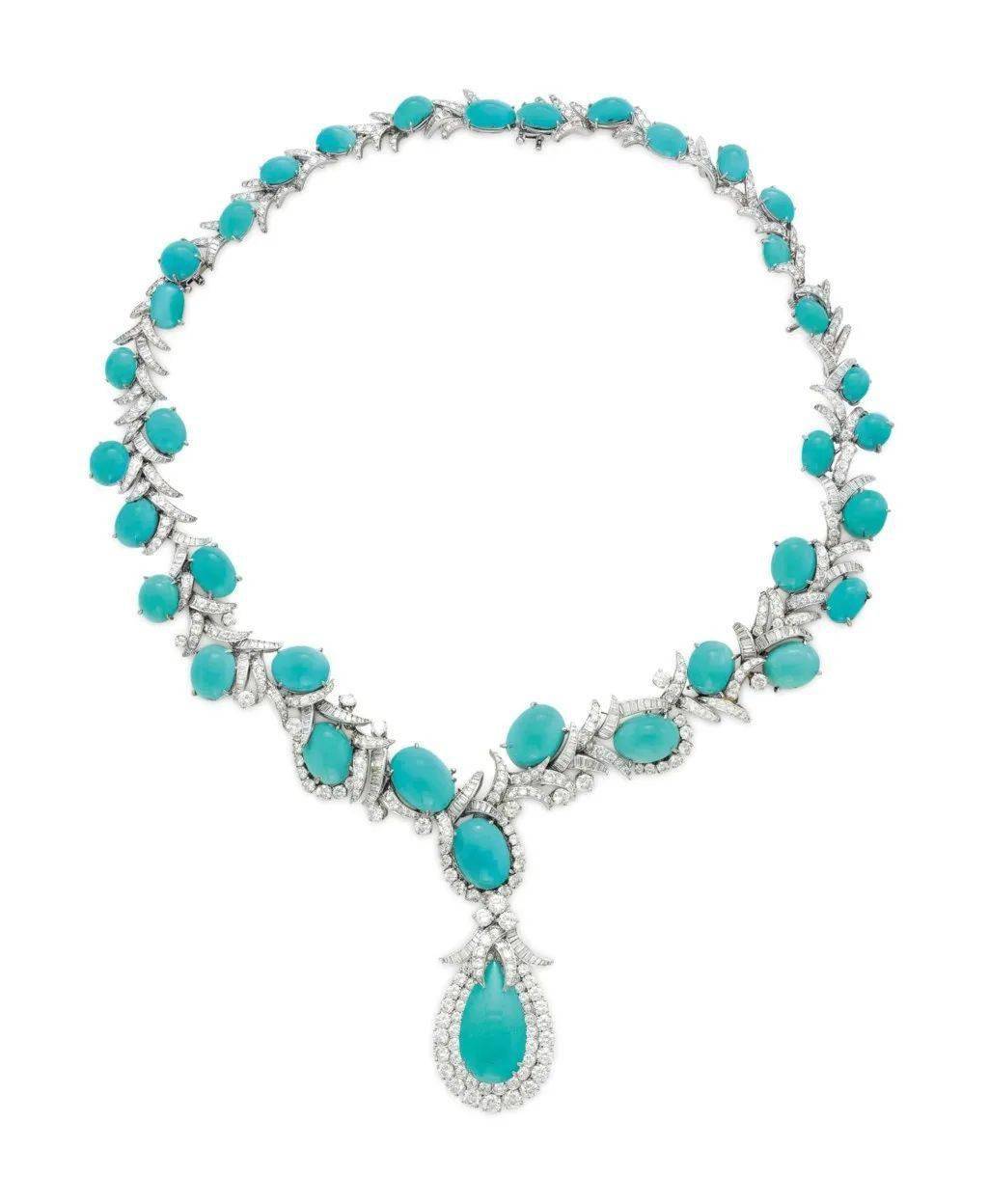 冠冕|RR · TRENDS | 看珠宝界的新晋“网红”如何俘获人心