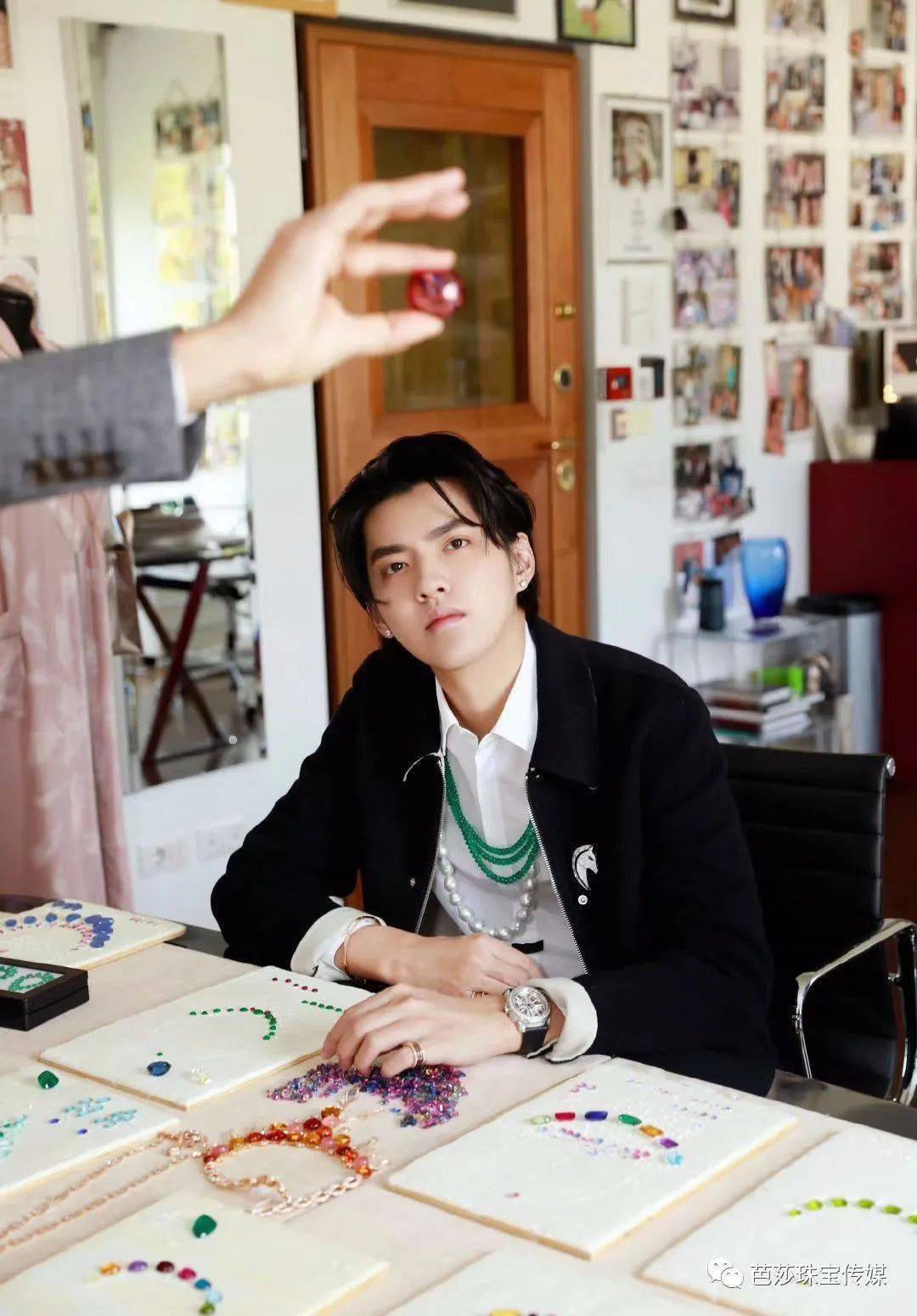 珠宝|打破刻板影响，还有哪些中性风珠宝全明星Pick？