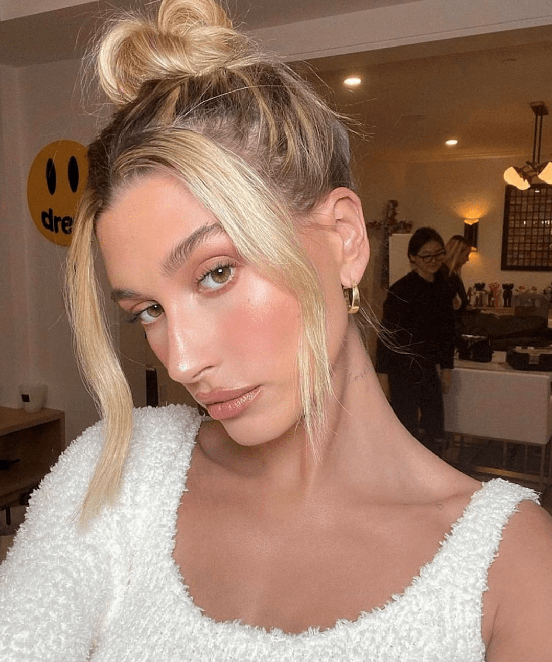 肌肤|水光妆升级版来了,又美又立体的海豚玻璃肌你听过吗?