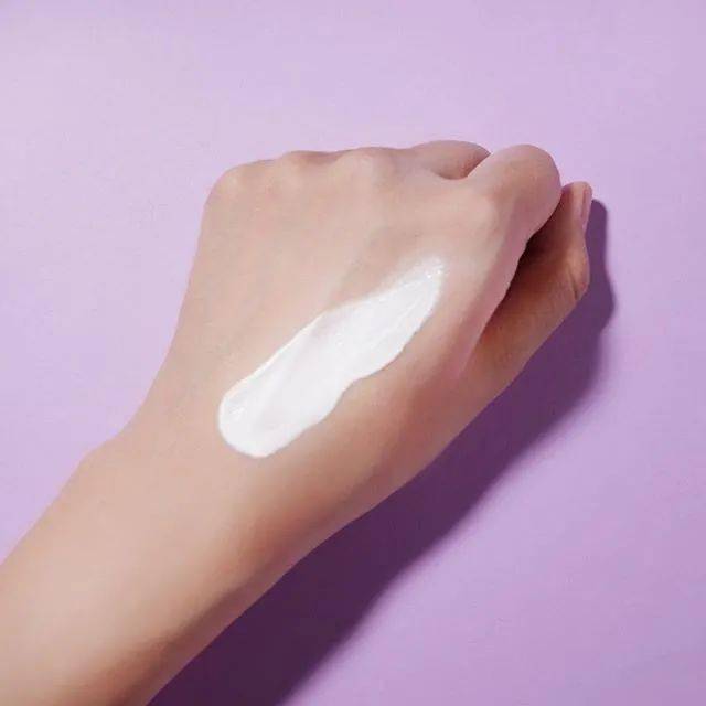 肌肤|水光妆升级版来了,又美又立体的海豚玻璃肌你听过吗?