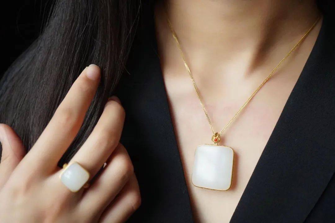 老年人|41岁女子10年时间里和8名老年人结婚 骗走大量珠宝和钱财后悲剧