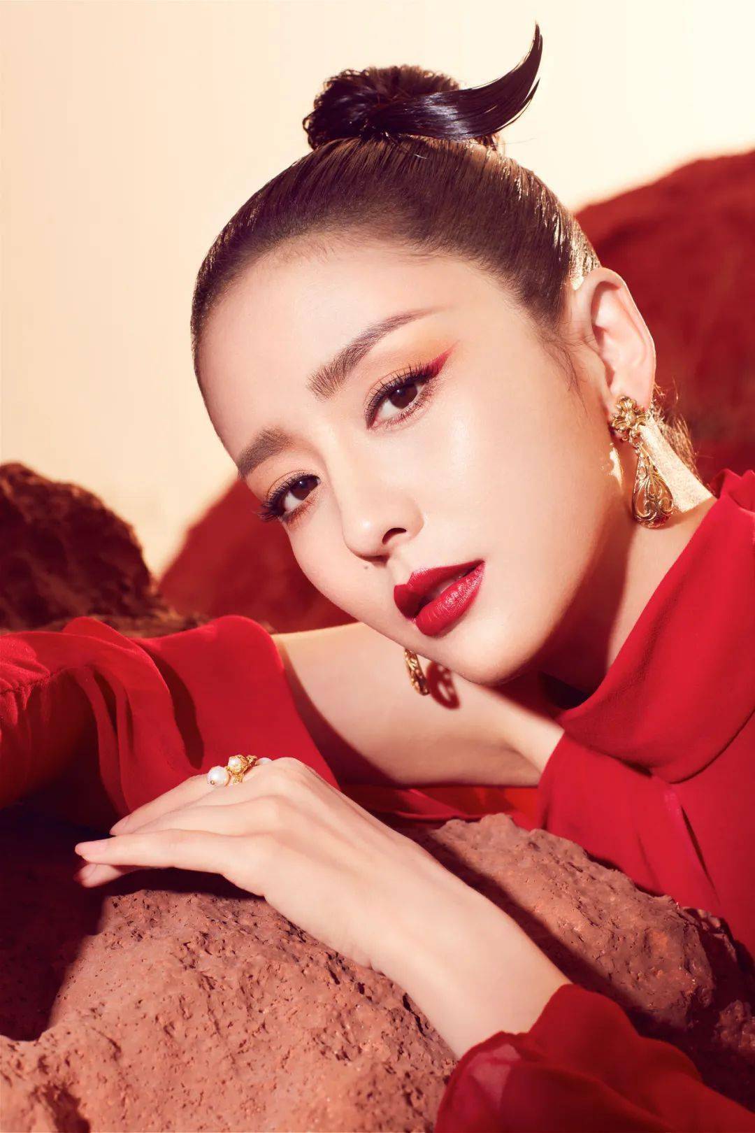 图片|十分钟搞定“通勤妆”？乔欣真的做到了！