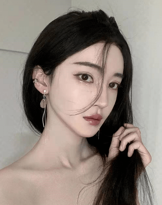 李由|碧螺春级绿茶网红雷神之锤上升期男爱豆，反转反转再反转!