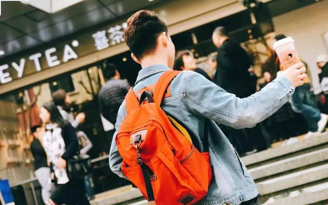 福布斯|专科生29岁身价40亿，登上福布斯！这个 “最懂奶茶的男人”活成了90后的标杆！