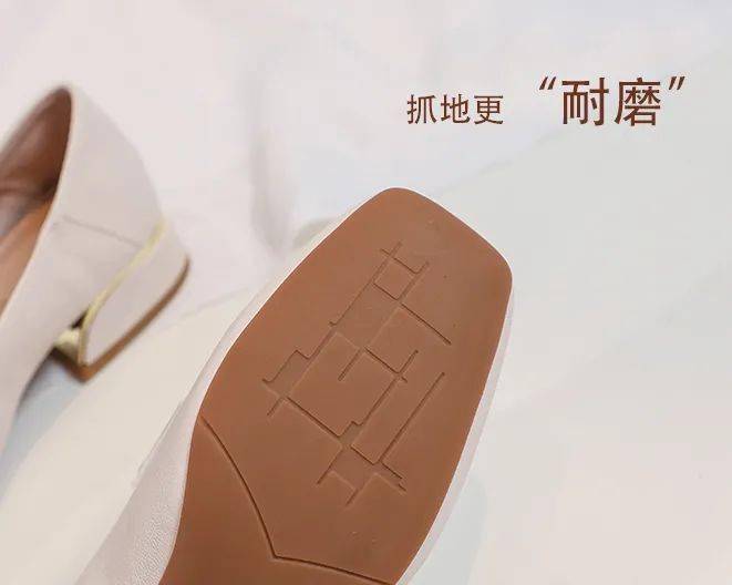 上流社会|女明星轻松入秋,必备乐福鞋,穿上一秒变“上流社会”!