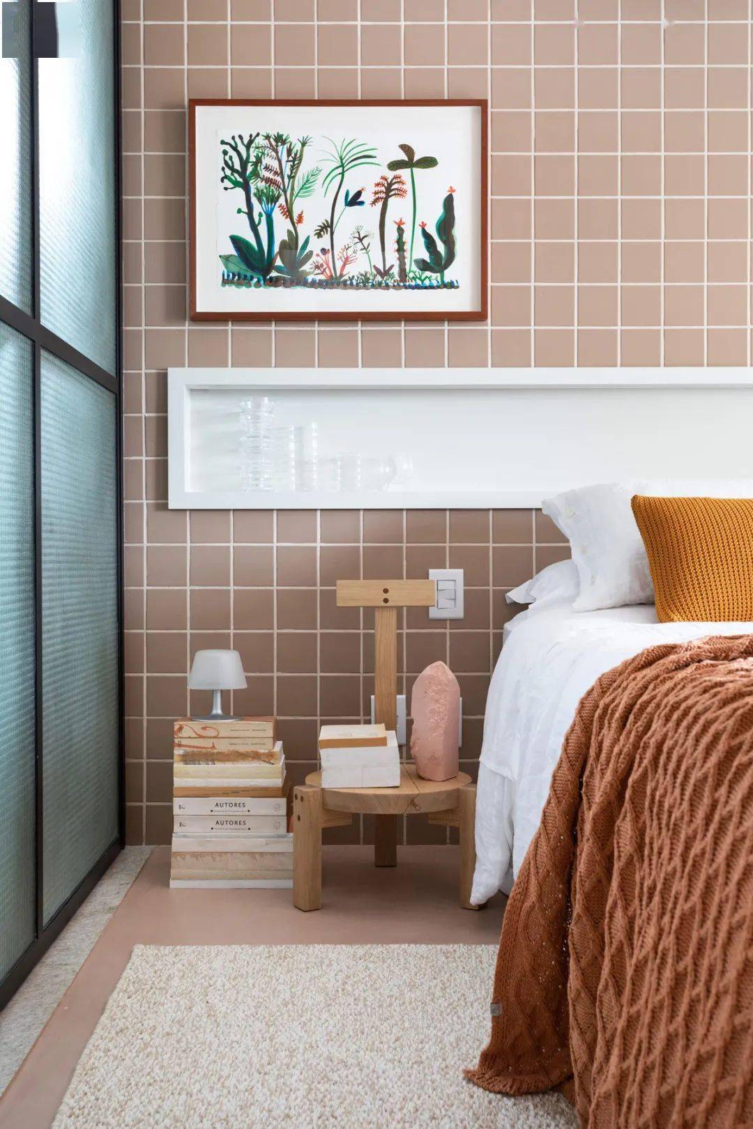 照片|显穷大白墙+网红装饰画=悲剧！