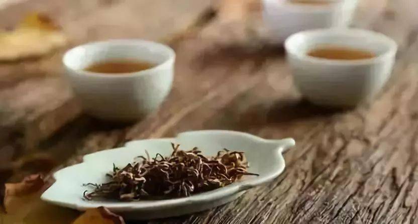 粗茶淡饭随缘过荣华富贵不强求 20f3df07e4124d22bc5a19c9df3e31e0.jpeg
