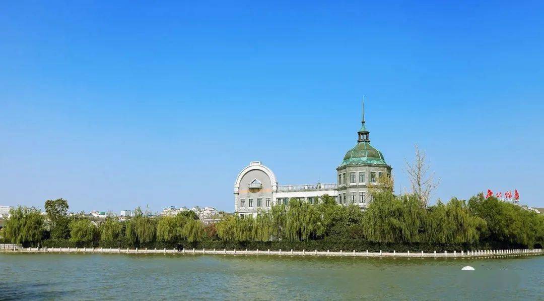 南通gdp与无锡比2020_盐城泰州宿迁无锡南通