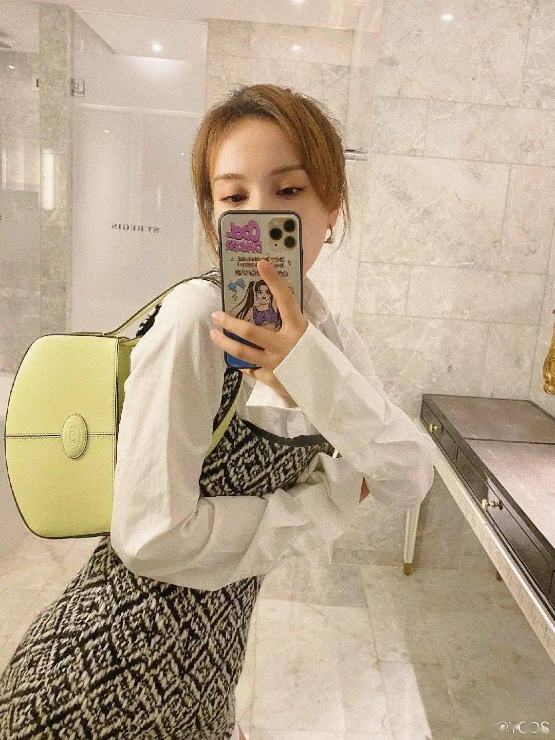 包袋|包包上新合辑,下半年流行的风向标都在这里了!