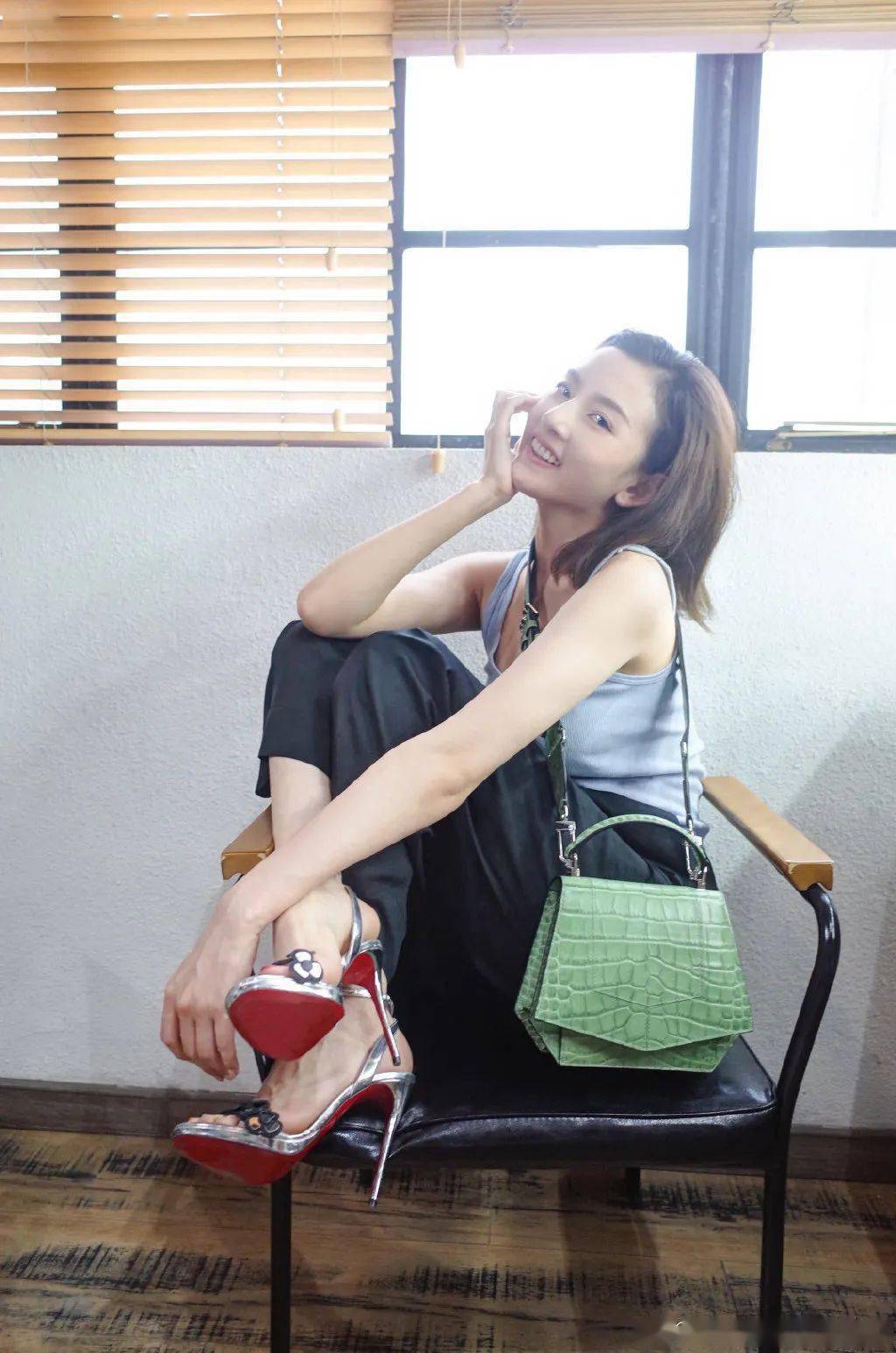 包袋|包包上新合辑,下半年流行的风向标都在这里了!