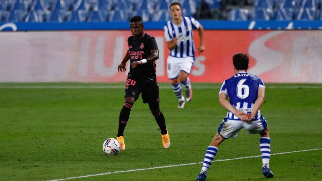 厄德高皇马首秀 c9edfb208b28467b90e8bccdff4414b4.jpeg