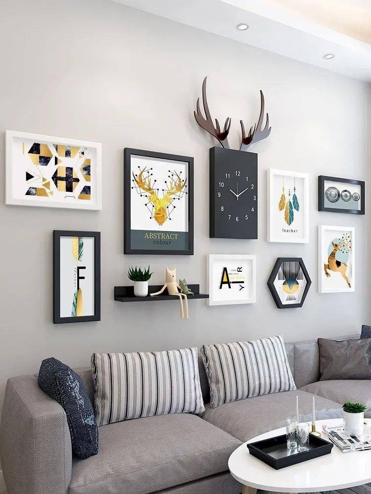 照片|显穷大白墙+网红装饰画=悲剧！