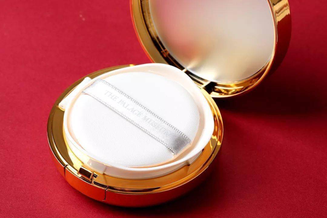 气垫|时隔一年，故宫美妆终于出新品了，美到犯规！