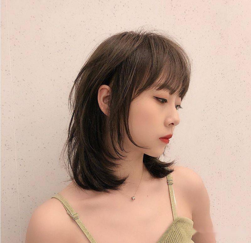 “ayx官方网站”
2020最新盛行“不长不短”发型(图9) “ayx官方网站”
2020最新盛行“不长不短”发型(图9)