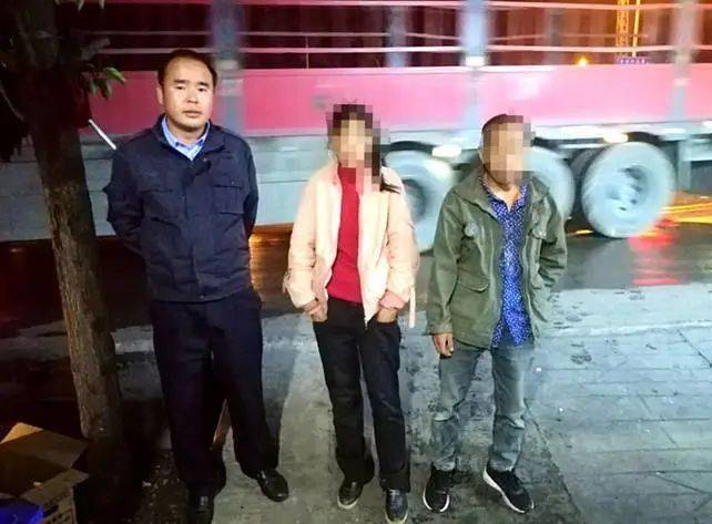 宣威一女子回娘家迷路 民警助其回家团圆_手机搜狐网