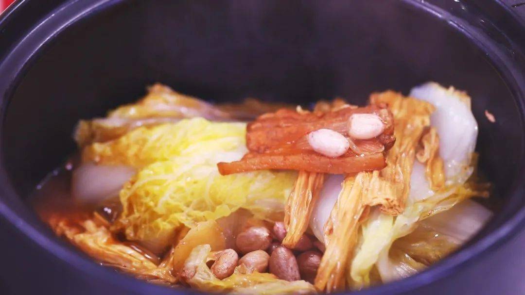 腐竹|【养生厨房】秋分养生菜——腐竹五花煲+滋补花生酪