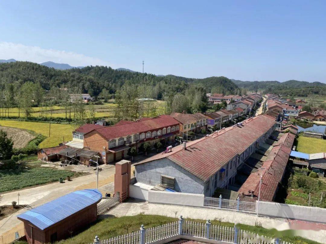 大山里的脱贫致富路(来源:随县发布 随县洪山镇鲍集村地理位置