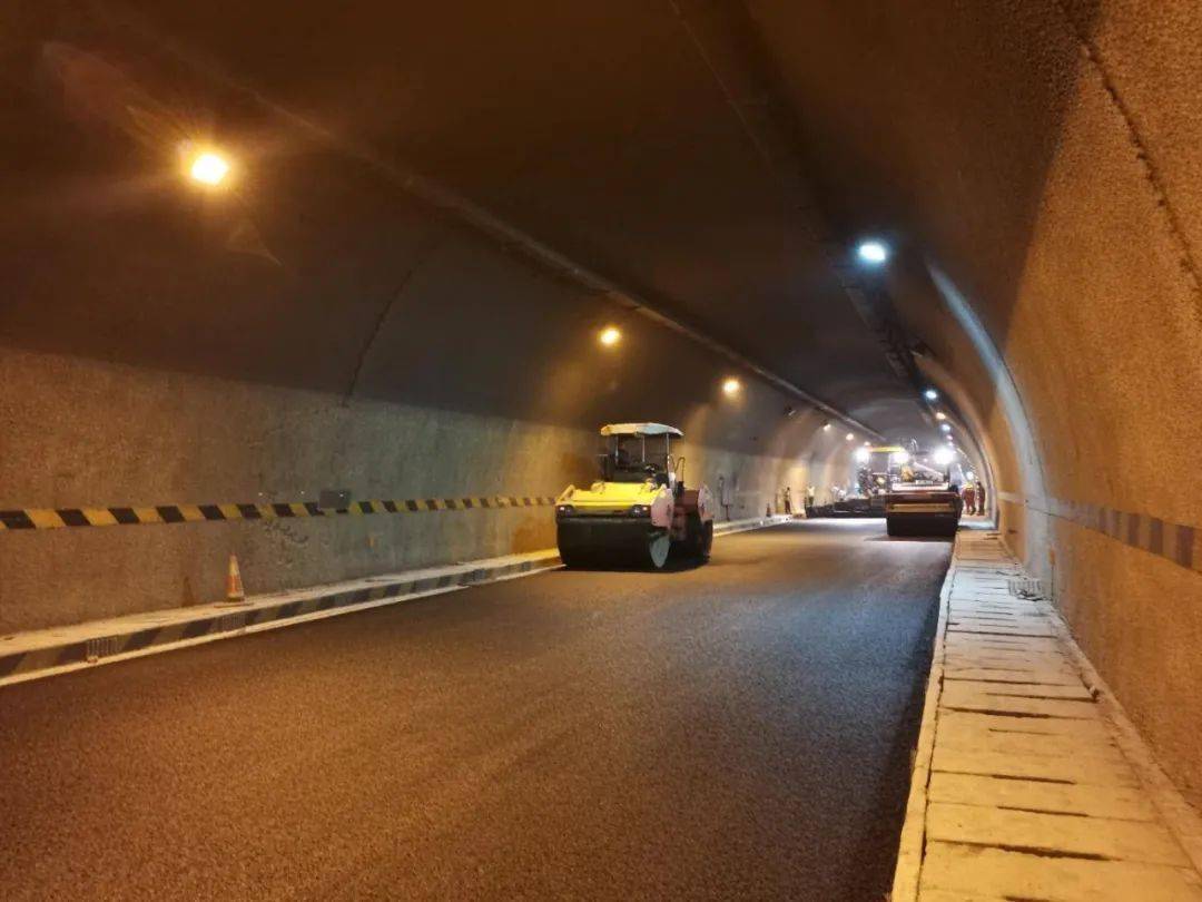最后冲刺!沪昆高速雪峰山隧道群有望于9月26日恢复通行