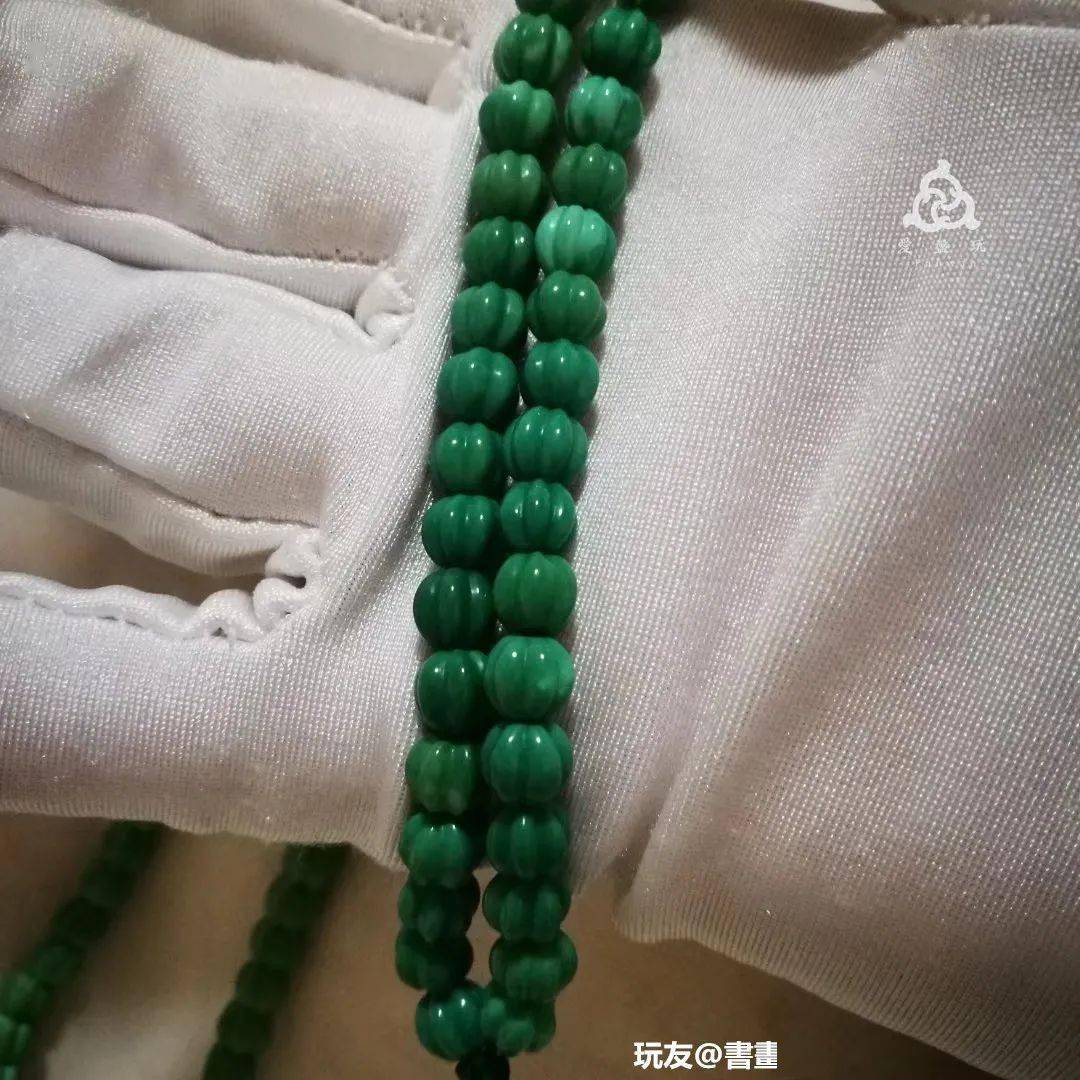 文玩|入坑十多年,花了五六十万,这位文玩小姐姐,还戴过150年的金刚!