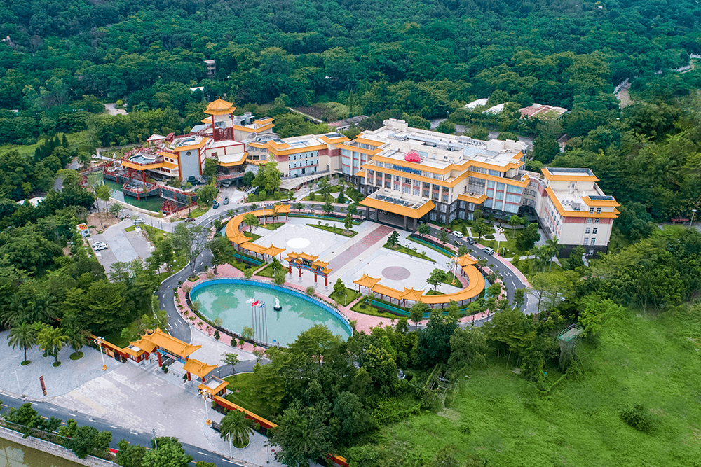 太安堂豪生温泉酒店(原东山湖温泉度假村) 蕴藏着丰富的温矿泉资源