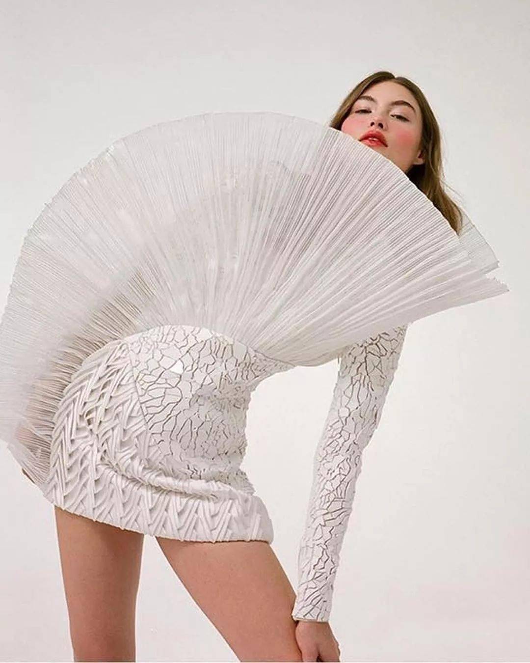大牌|法国奢侈大牌 BALMAIN 推出全新印花设计!