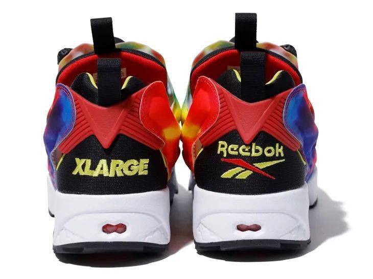 Nike|每日鞋讯 | ?adidas Originals YEEZY BOOST 350 V2「Yecher」最新实物图曝光