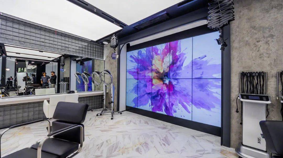 good|会走秀的程序员VS卖美妆的老友记,你更pick谁?