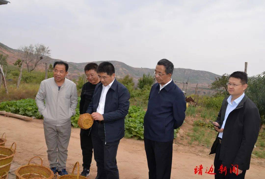 此行,曾德超还深入靖边县文化产业园,龙洲丹霞地貌景区,统万城遗址等