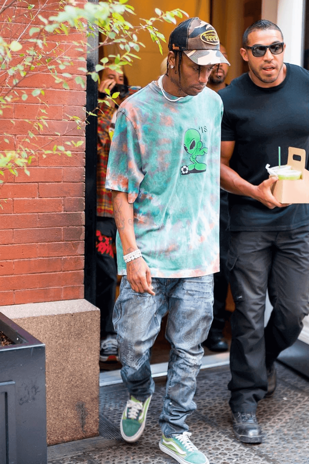 Justin|靠联名“乘势而上”的JJJJound，其实没有你想象中那么“神秘”