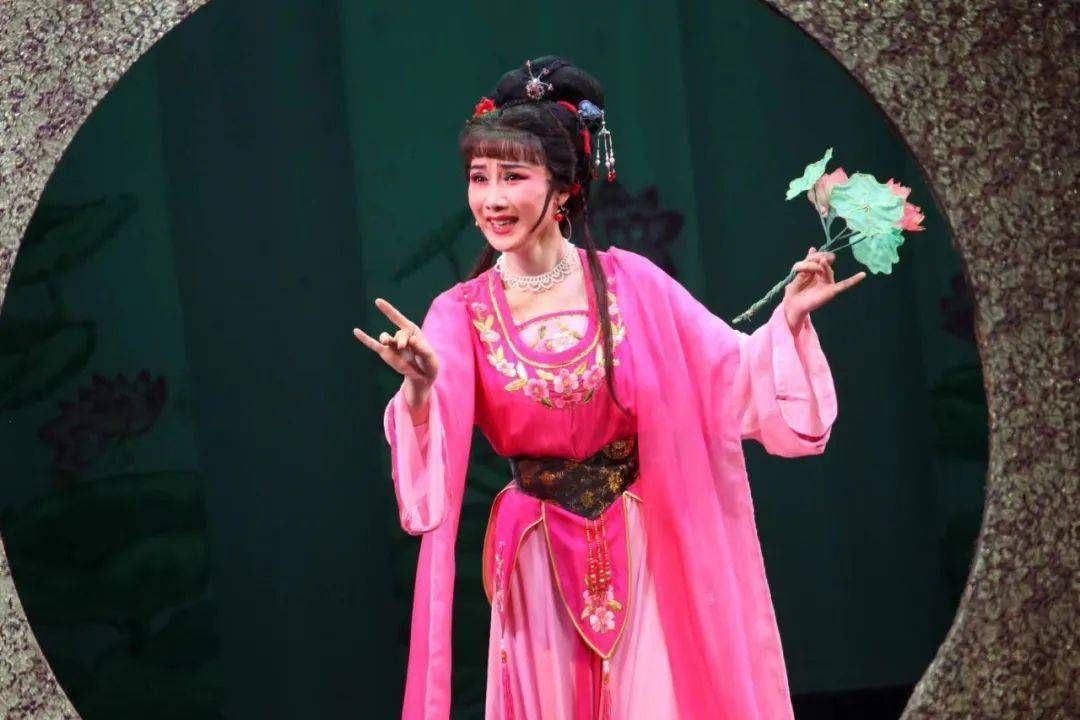 好戏在嘉善浙江小百花越剧院浙江小百花越剧团来善演出完美落幕