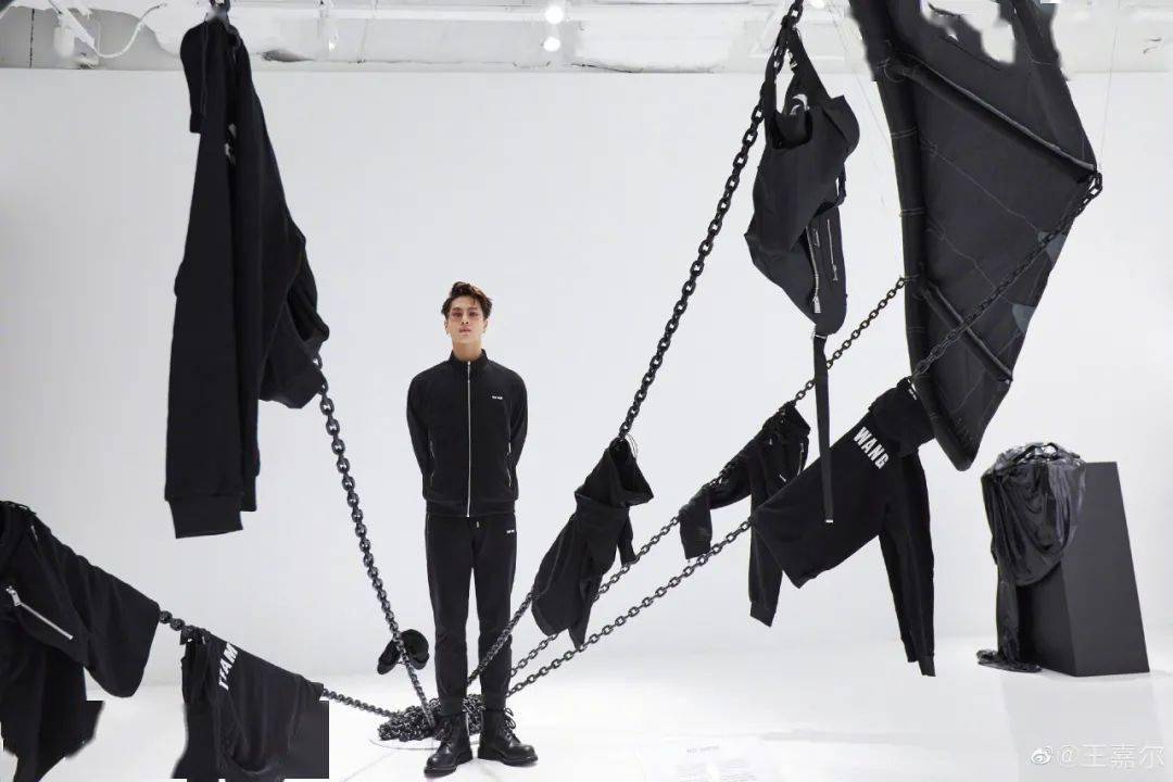 华晨宇|陈伟霆、华晨宇、王嘉尔......哪位明星最懂潮牌生意?