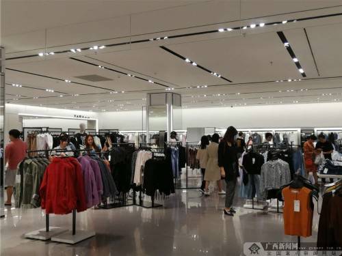 Zara|快时尚品牌Zara将关闭上千门店，南宁店能抗住吗