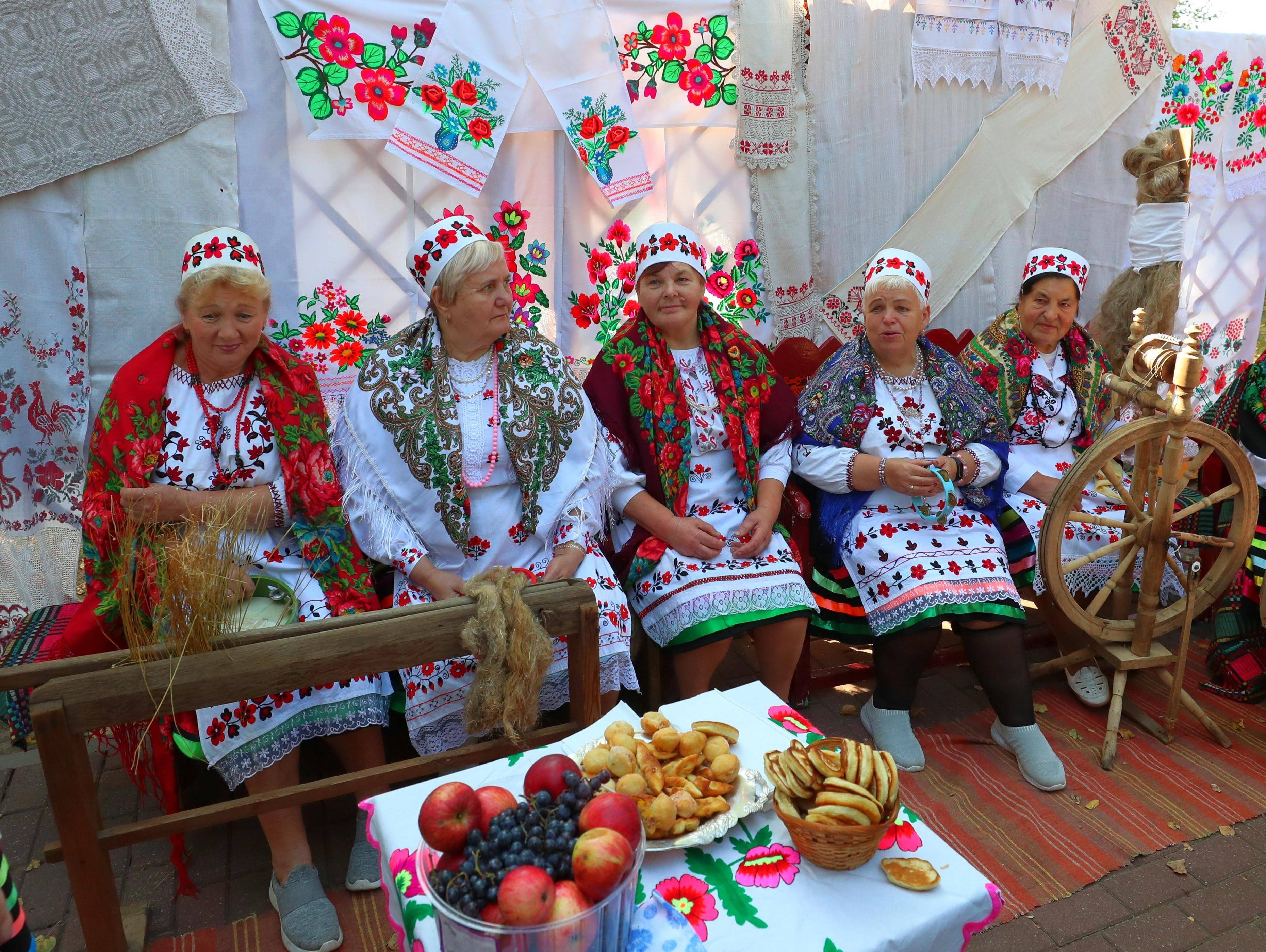 白俄罗斯欢庆秋收