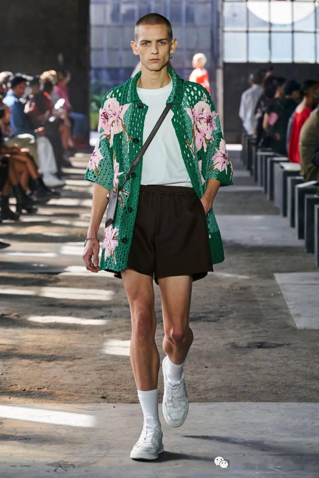 华伦天奴|VALENTINO|2021春夏与牛仔巨头Levi's合作