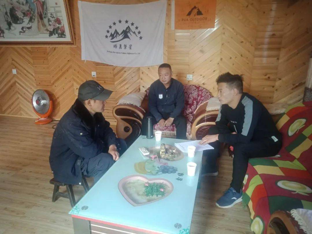 第七次人口普查高中住校生_第七次人口普查图片(2)