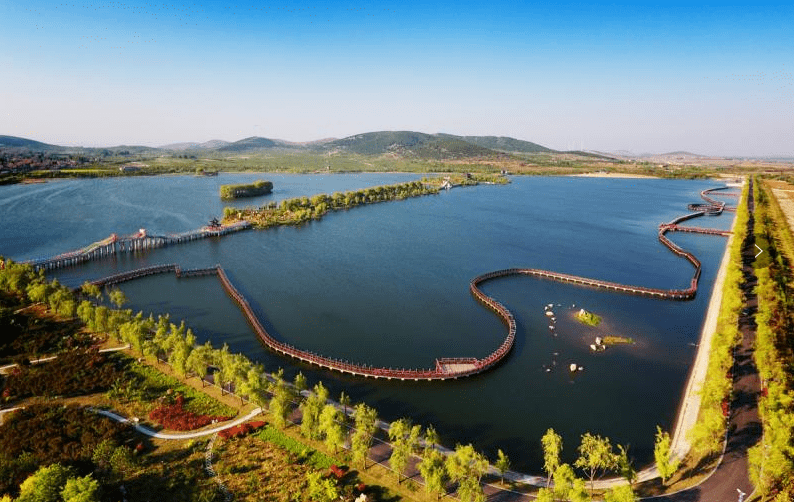 凤鸣海景区——有中国最大的园林景观石凤鸣石以及奇石谷.