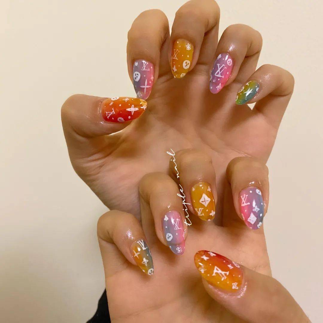 什么|国庆期间做什么?不如安排一下初秋美甲~