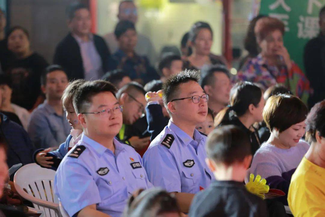 最危险的工作猜一成语_木猜一成语疯狂看图(3)