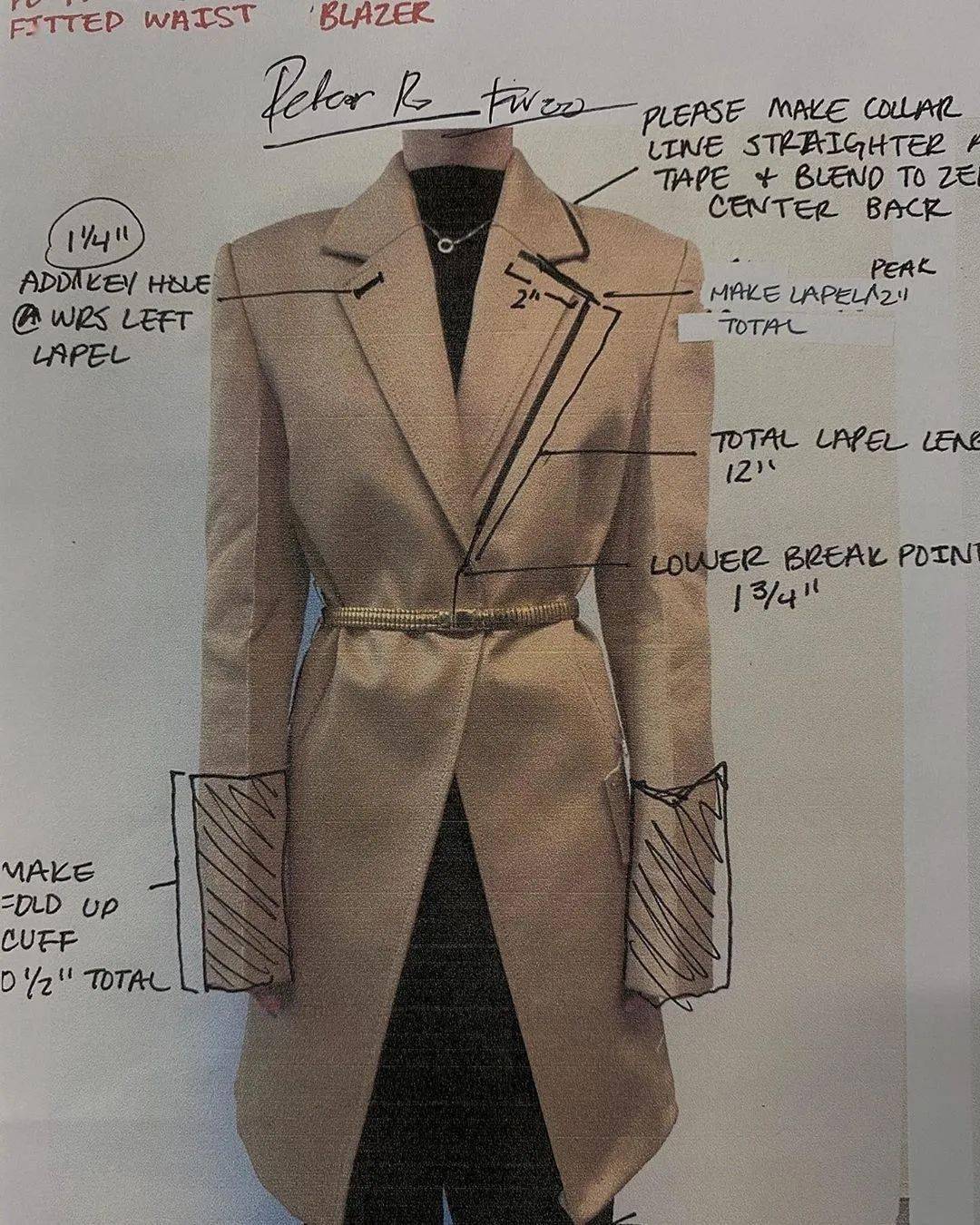 叛逆|他从Celine离职后,创立品牌短短一年火速爆红!新生代叛逆少年的禁欲系极简风~