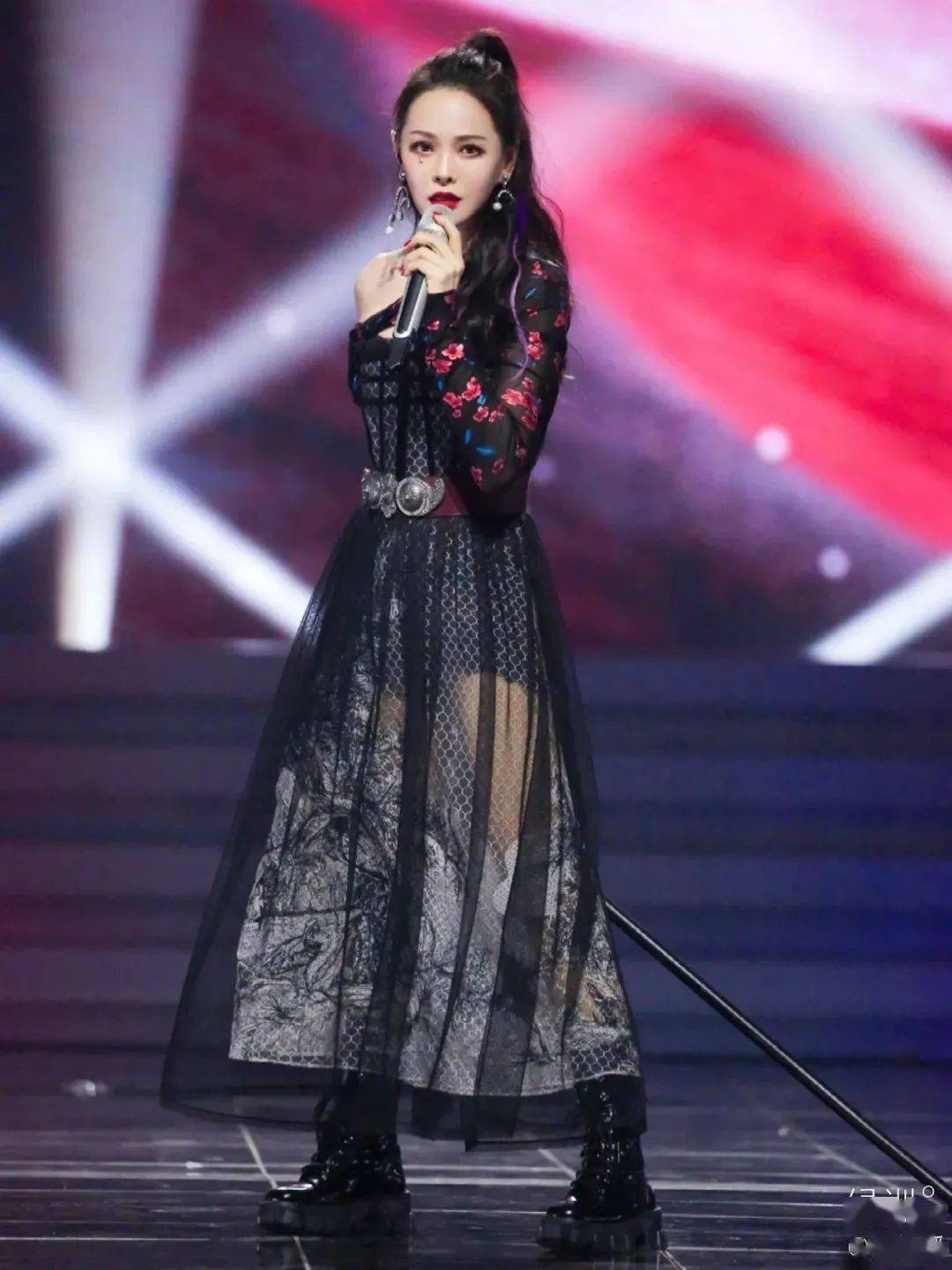 &amp|今年最出圈CP：秦昊&伊能静，怎么可以这么甜！