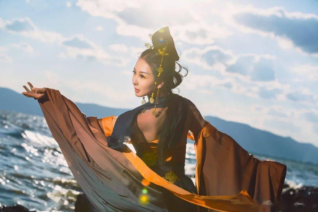 瑶音|邀月小仙女邀你一起过中秋~