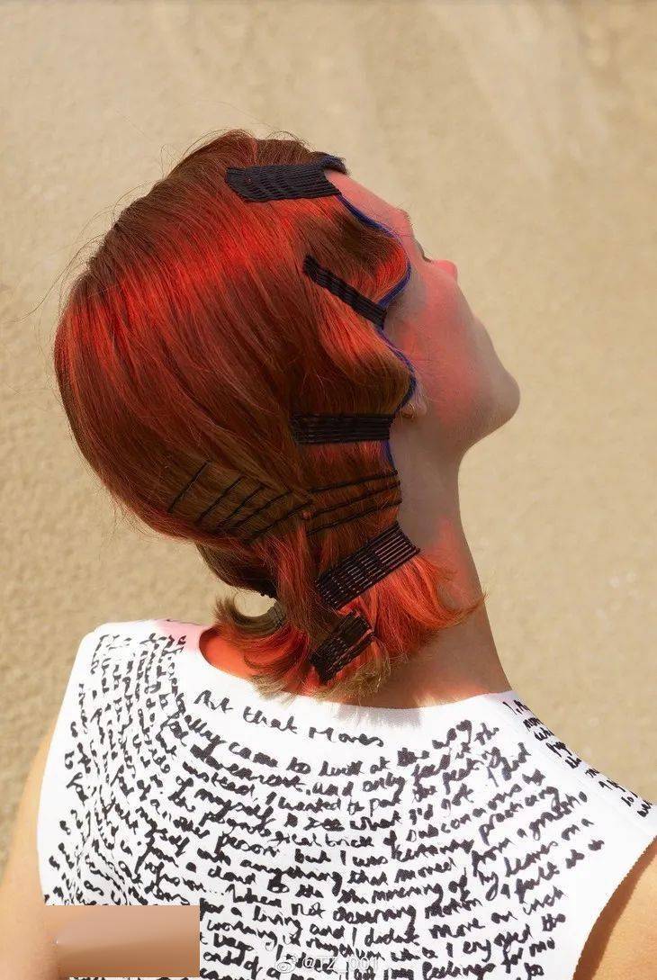 Lye|T型台 | 真·直播看秀，Balmain玩出花了